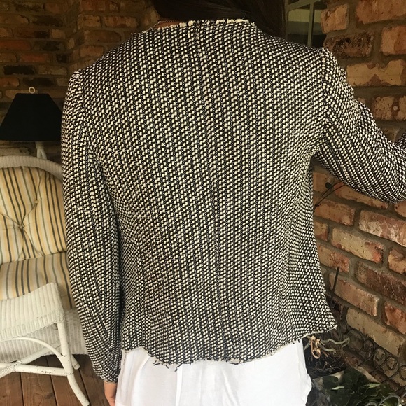GAP Like New Black & White Short Fray Tweed Jacket - Picture 3 of 3